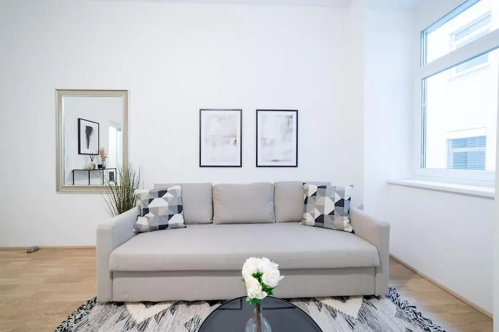 Beautiful Apartment In Vienna'S Heart 1B